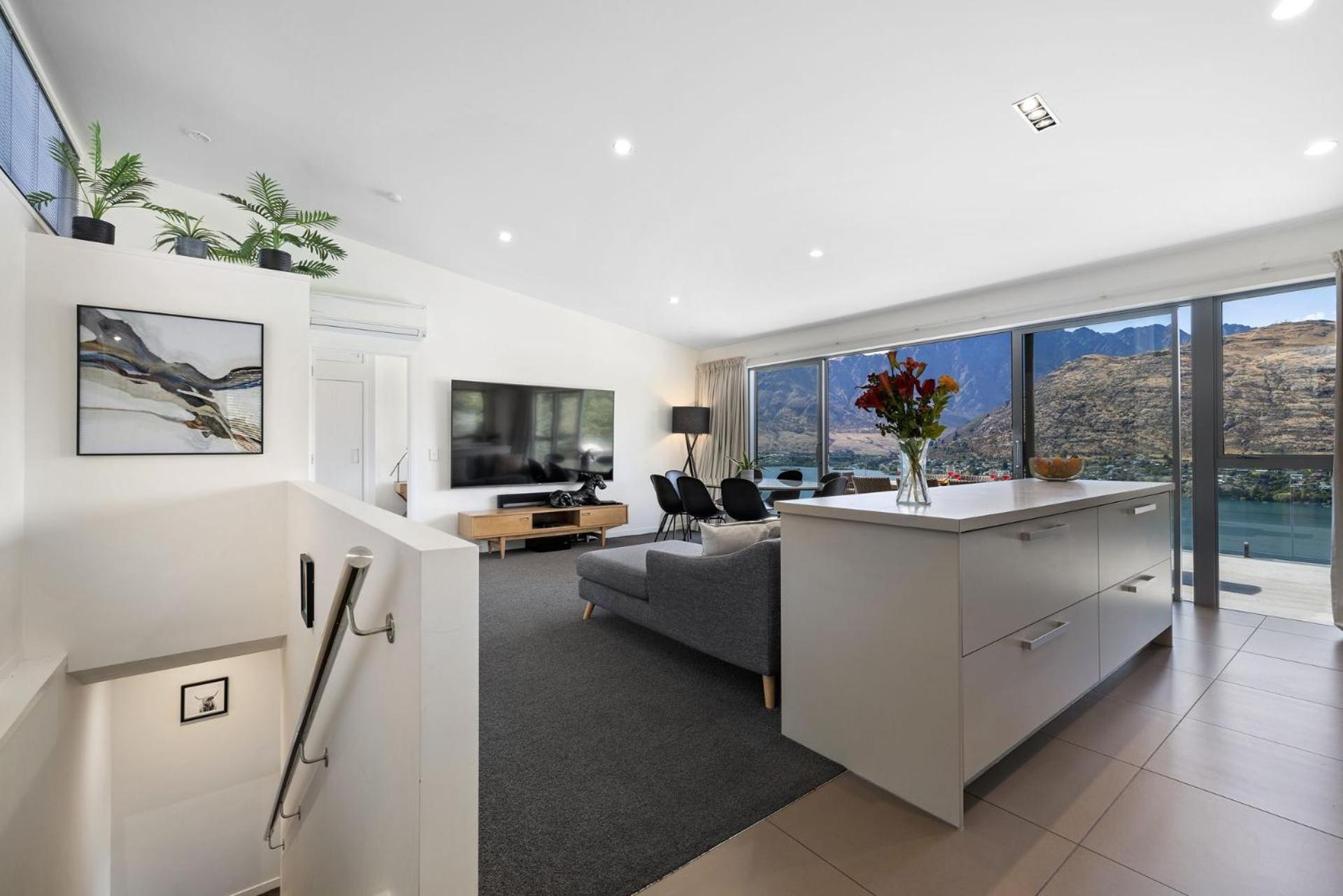 Holiday home Remarkable Views On Goldrush Queenstown