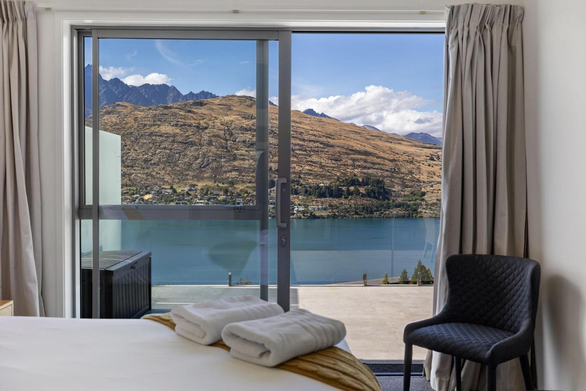 Remarkable Views On Goldrush Queenstown