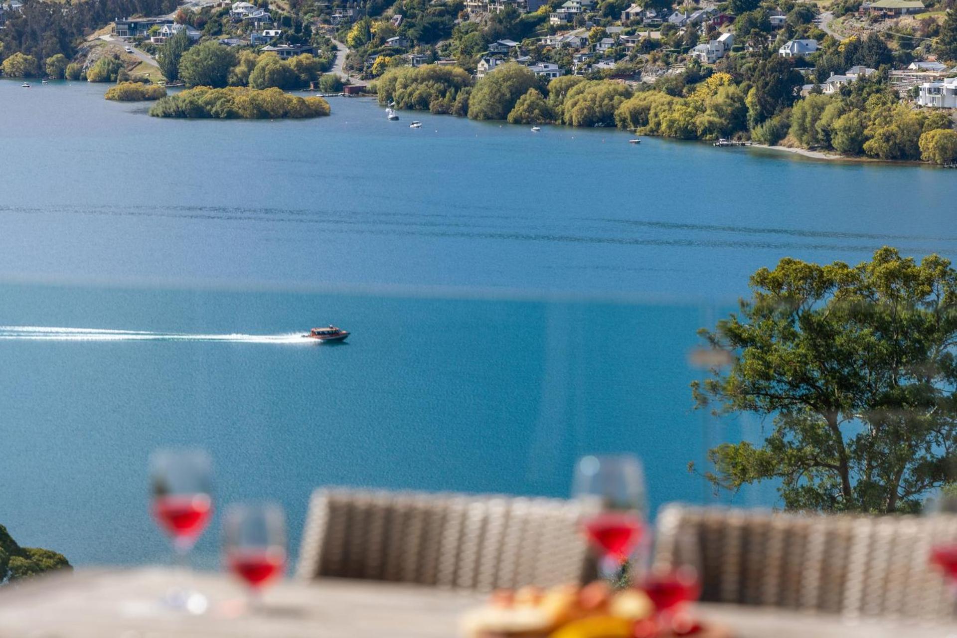 Remarkable Views On Goldrush Holiday home
